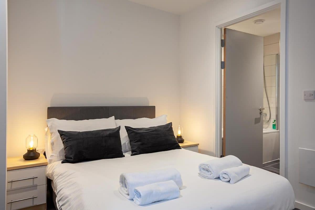 Spacious 2 Bed Apartment In Central Manchester Exterior foto