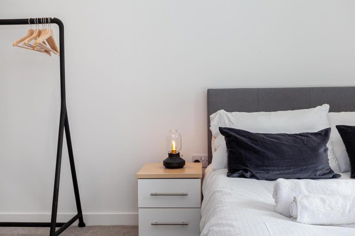 Spacious 2 Bed Apartment In Central Manchester Exterior foto