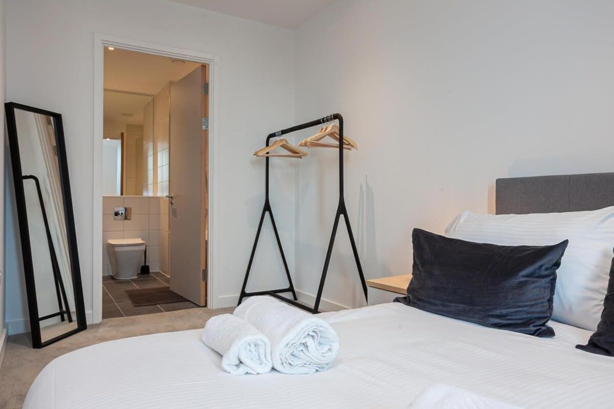 Spacious 2 Bed Apartment In Central Manchester Exterior foto